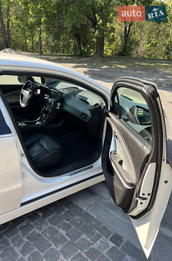 Хэтчбек Opel Ampera 2013 в 
