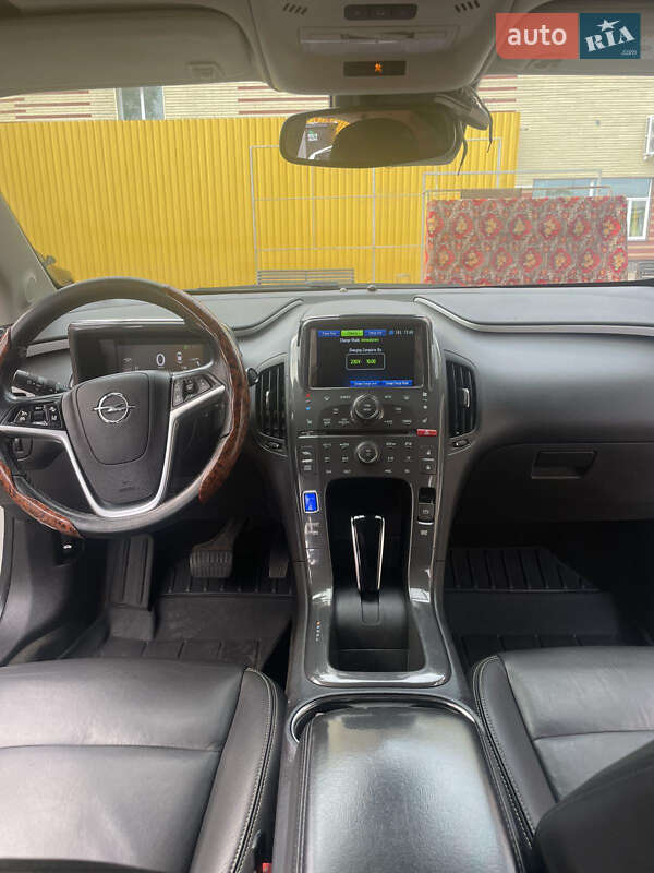 Хэтчбек Opel Ampera 2012 в Житомире