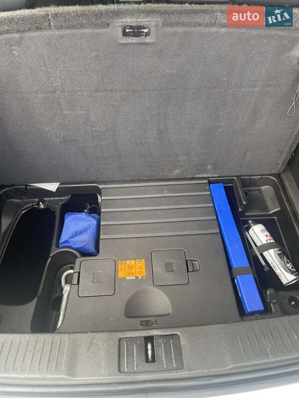 Хэтчбек Opel Ampera 2012 в Житомире