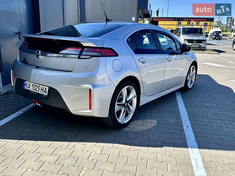 Хэтчбек Opel Ampera 2012 в Киеве фото 3 Хэтчбек Opel Ampera 2012 в Киеве