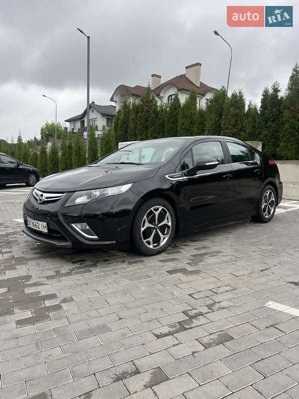 Хэтчбек Opel Ampera 2012 в Ровно