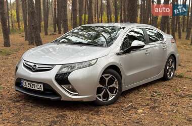 Хэтчбек Opel Ampera 2011 в Черкассах Хэтчбек Opel Ampera 2011 в Черкассах