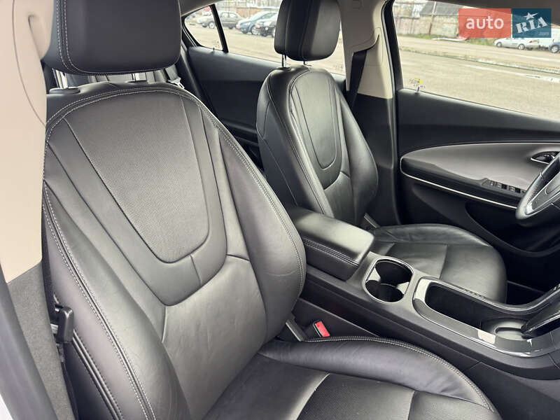 Хэтчбек Opel Ampera 2012 в Белой Церкви