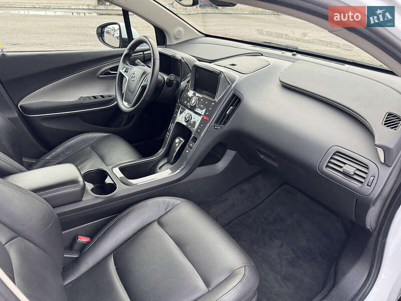 Хэтчбек Opel Ampera 2012 в Белой Церкви