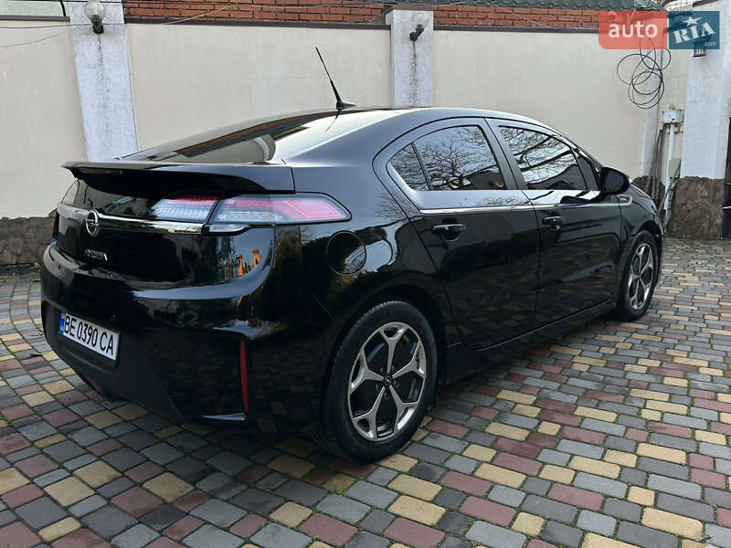 Хетчбек Opel Ampera 2012 в Миколаєві