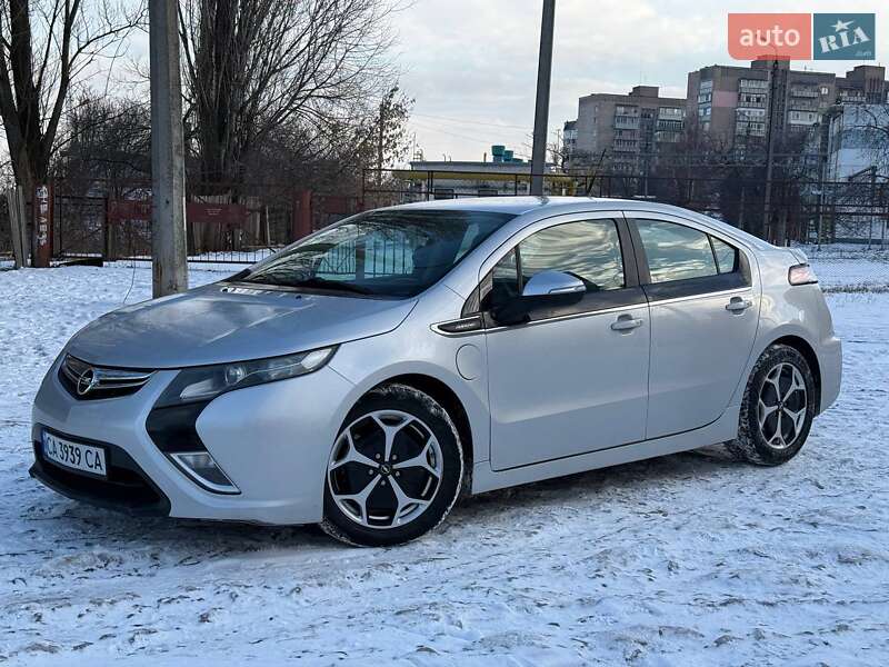 Хэтчбек Opel Ampera 2011 в Черкассах