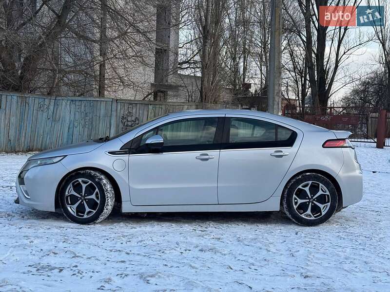 Хэтчбек Opel Ampera 2011 в Черкассах