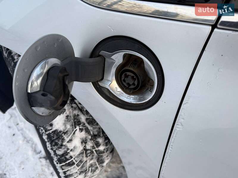 Хэтчбек Opel Ampera 2011 в Черкассах