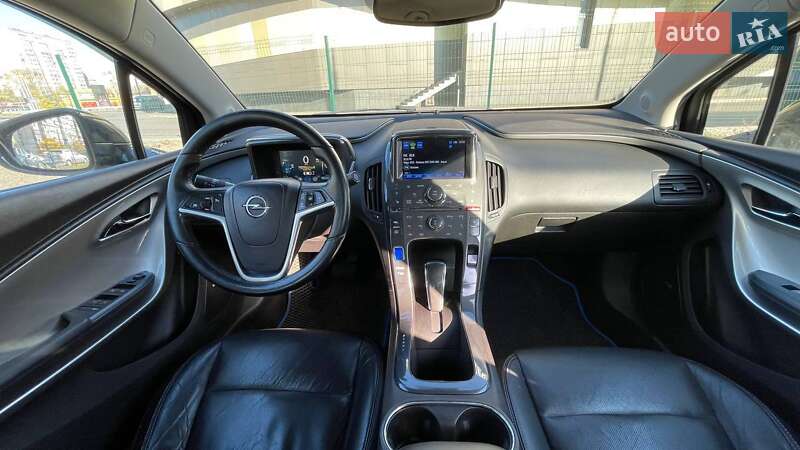 Хетчбек Opel Ampera 2012 в Києві фото 13 Хетчбек Opel Ampera 2012 в Києві