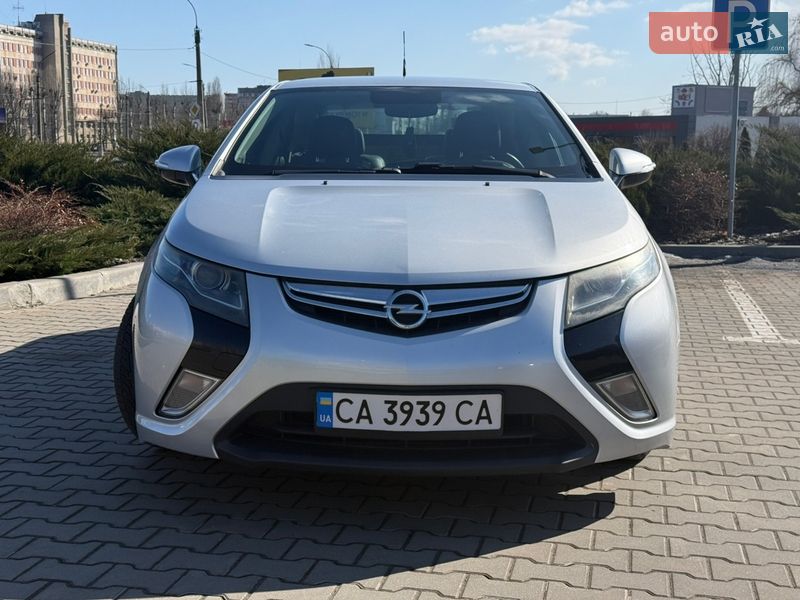 Хэтчбек Opel Ampera 2011 в Черкассах