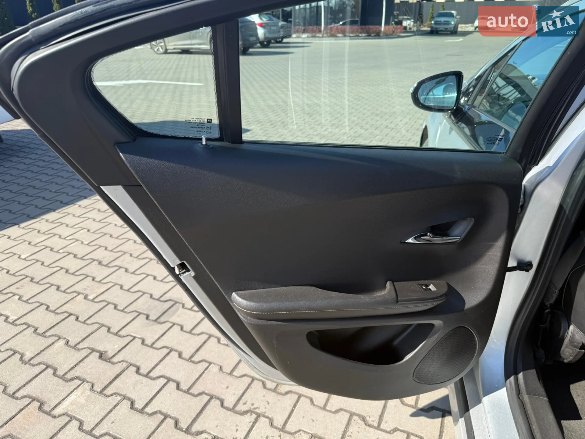 2011 Opel Ampera - мініатюра 11