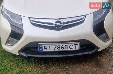 Хэтчбек Opel Ampera 2012 в Ивано-Франковске