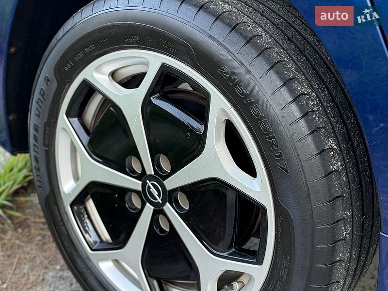 Хэтчбек Opel Ampera 2011 в Киеве