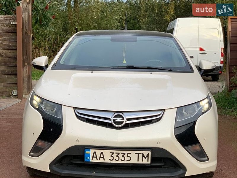 Хетчбек Opel Ampera 2012 в Києві