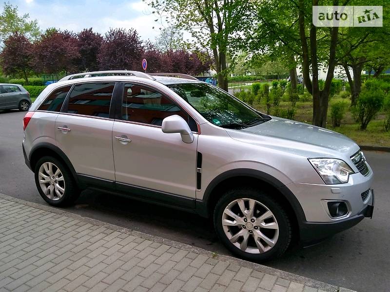 Позашляховик / Кросовер Opel Antara 2011 в Києві