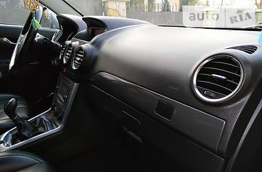 Позашляховик / Кросовер Opel Antara 2011 в 