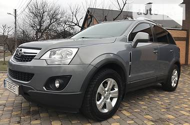 Позашляховик / Кросовер Opel Antara 2013 в 