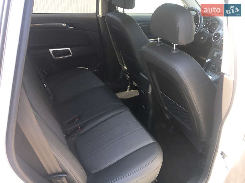 Внедорожник / Кроссовер Opel Antara 2010 в Снятине