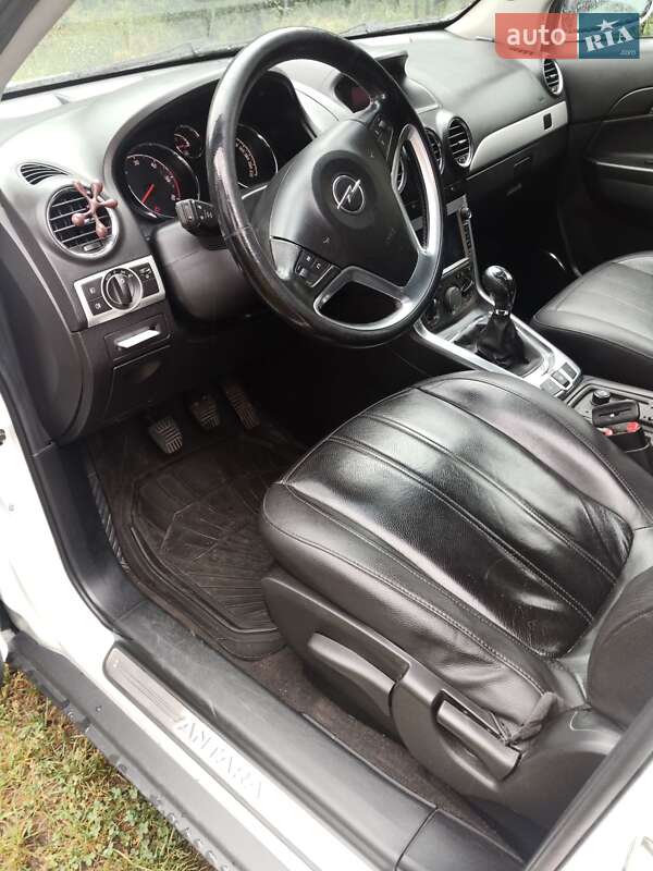 Внедорожник / Кроссовер Opel Antara 2011 в Звягеле