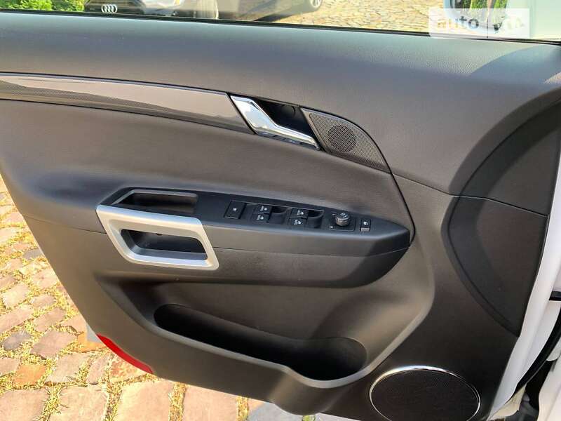 Внедорожник / Кроссовер Opel Antara 2013 в Мукачево