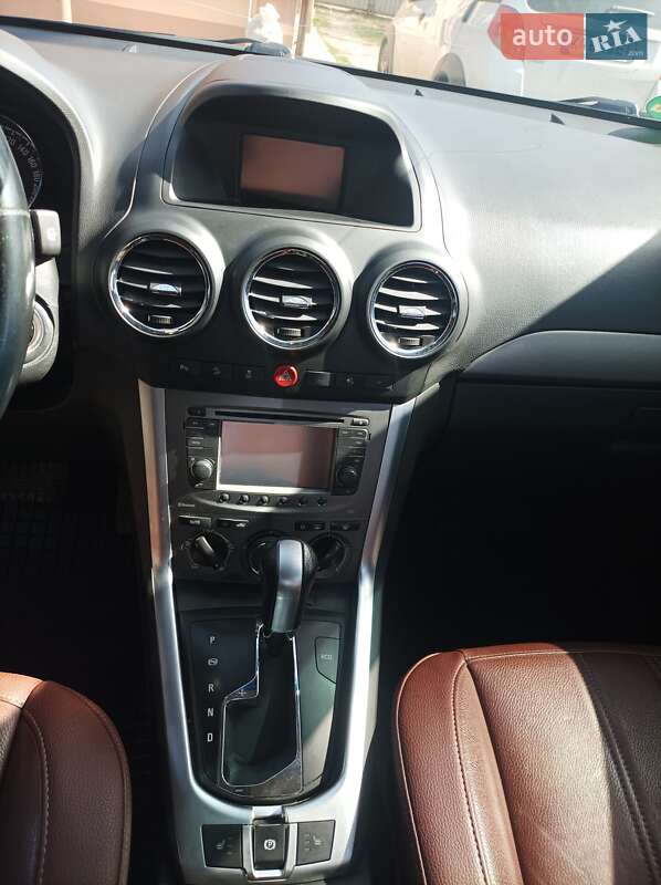 Внедорожник / Кроссовер Opel Antara 2012 в Киеве