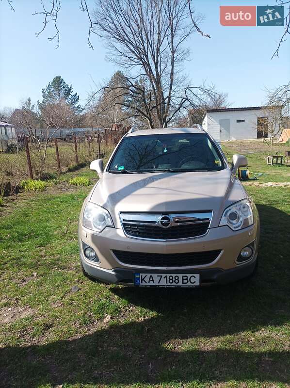 Внедорожник / Кроссовер Opel Antara 2012 в Киеве