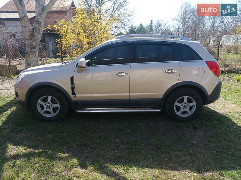 Внедорожник / Кроссовер Opel Antara 2012 в Киеве