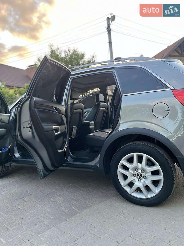 Позашляховик / Кросовер Opel Antara 2012 в Івано-Франківську