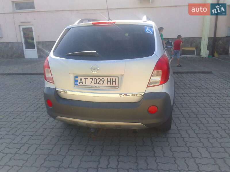Внедорожник / Кроссовер Opel Antara 2011 в Черновцах