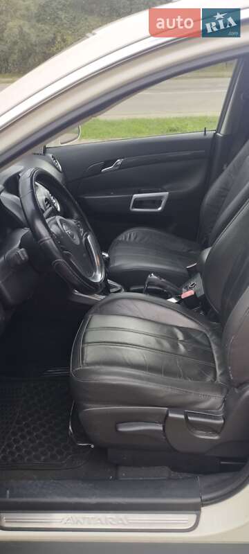 Внедорожник / Кроссовер Opel Antara 2009 в Трускавце