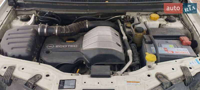Внедорожник / Кроссовер Opel Antara 2009 в Трускавце
