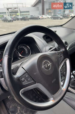 Внедорожник / Кроссовер Opel Antara 2012 в 
