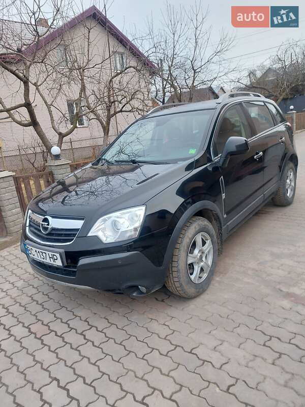 Позашляховик / Кросовер Opel Antara 2007 в Львові