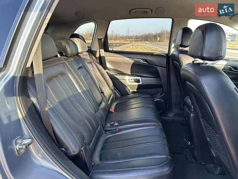 Позашляховик / Кросовер Opel Antara 2012 в Павлограді