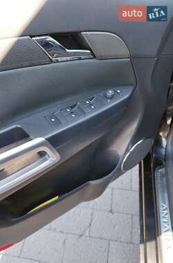 Внедорожник / Кроссовер Opel Antara 2008 в 