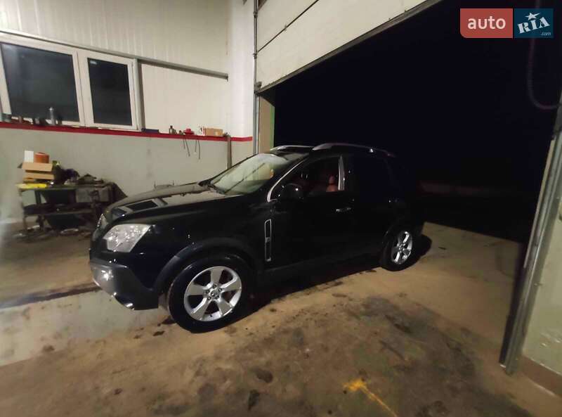 Внедорожник / Кроссовер Opel Antara 2007 в Могилев-Подольске