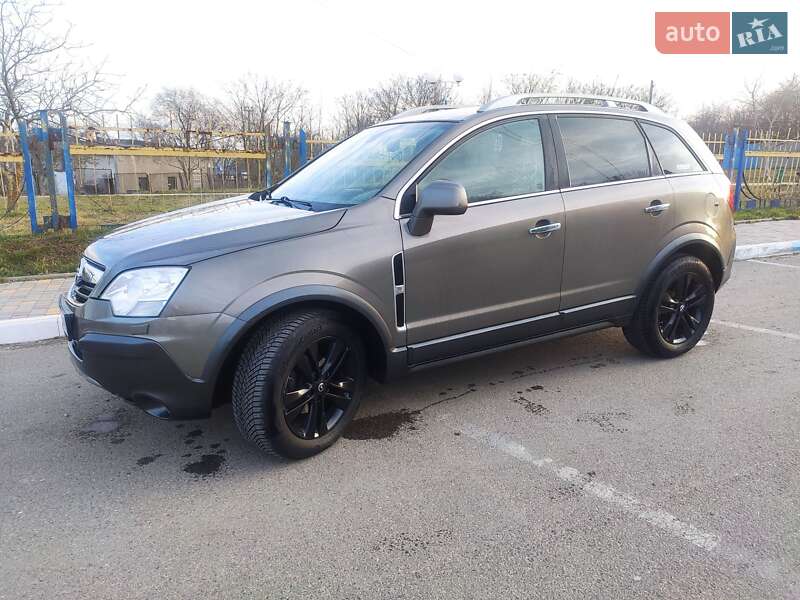 Позашляховик / Кросовер Opel Antara 2008 в 