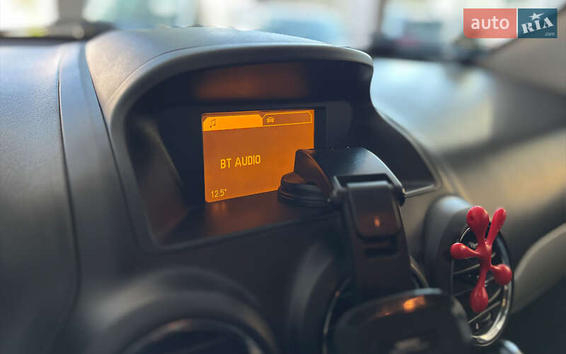 Внедорожник / Кроссовер Opel Antara 2011 в Шептицькому