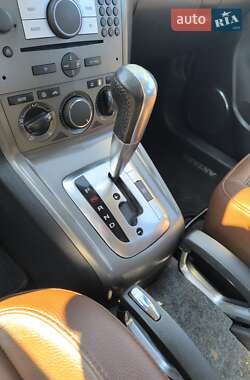 Позашляховик / Кросовер Opel Antara 2007 в 