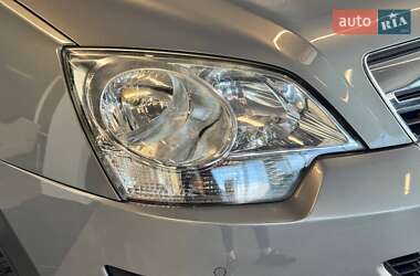 Внедорожник / Кроссовер Opel Antara 2011 в 
