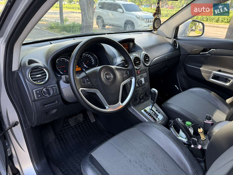 Позашляховик / Кросовер Opel Antara 2006 в Миколаєві