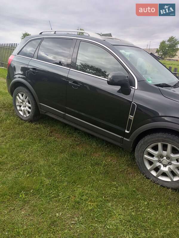 Внедорожник / Кроссовер Opel Antara 2009 в Ивано-Франковске