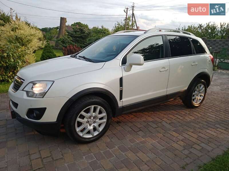 Внедорожник / Кроссовер Opel Antara 2012 в 