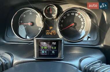 Внедорожник / Кроссовер Opel Antara 2011 в 