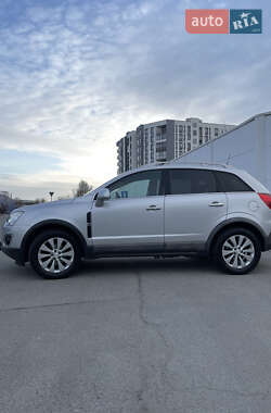 Внедорожник / Кроссовер Opel Antara 2013 в 