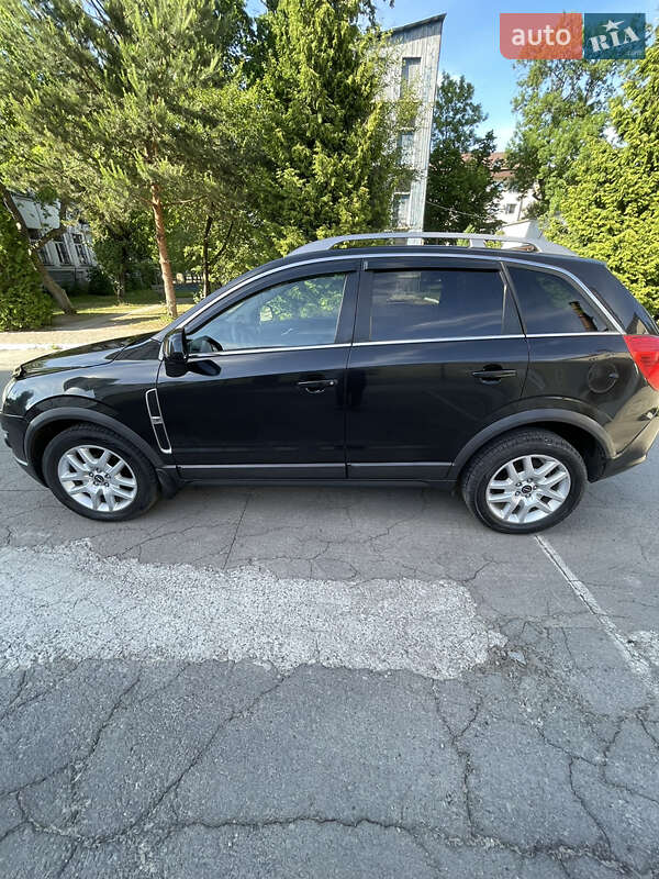 Позашляховик / Кросовер Opel Antara 2011 в Львові