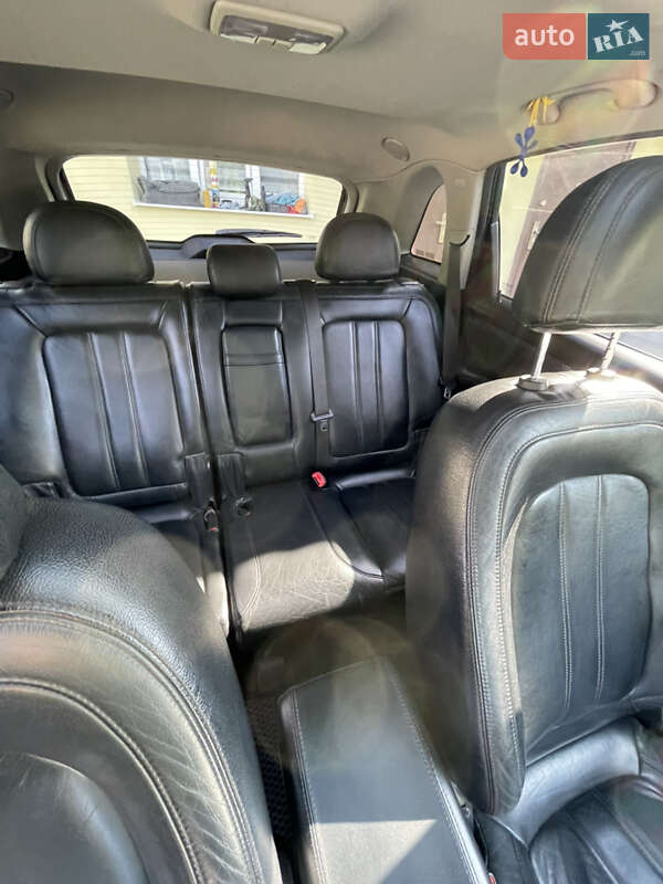 Позашляховик / Кросовер Opel Antara 2011 в Львові