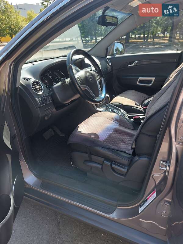 Внедорожник / Кроссовер Opel Antara 2013 в Николаеве