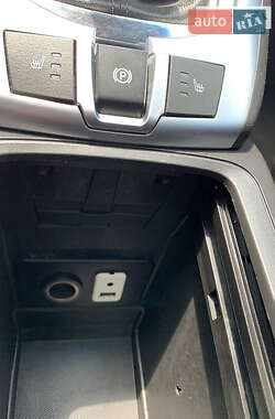 Позашляховик / Кросовер Opel Antara 2012 в 