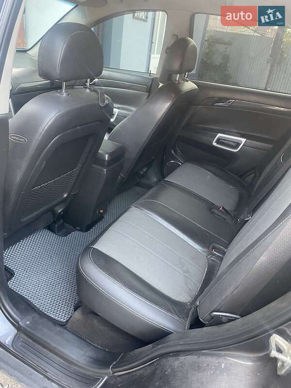 Внедорожник / Кроссовер Opel Antara 2012 в Ужгороде